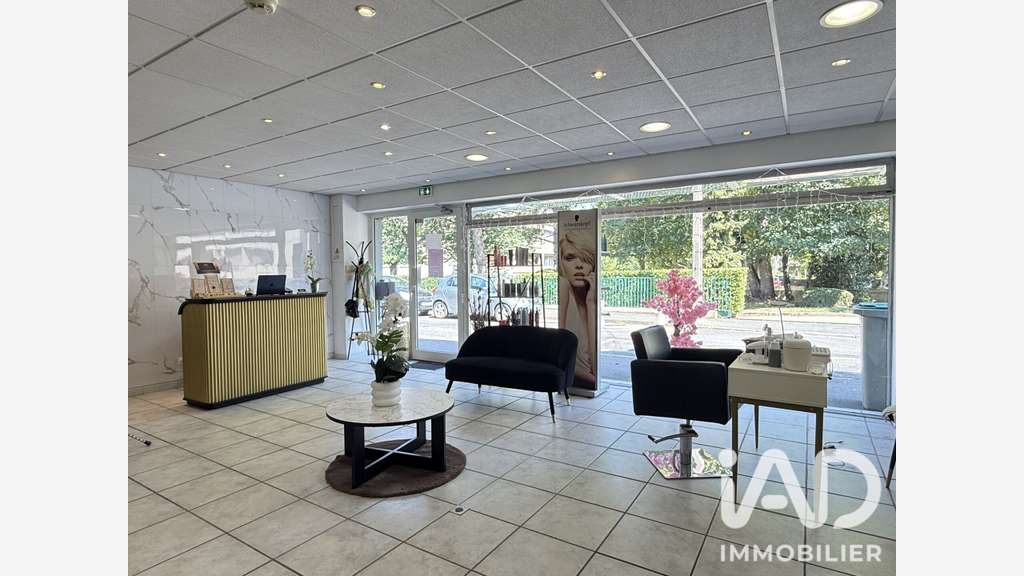 AV salon de coiffure fort potentiel Combs-la-Ville