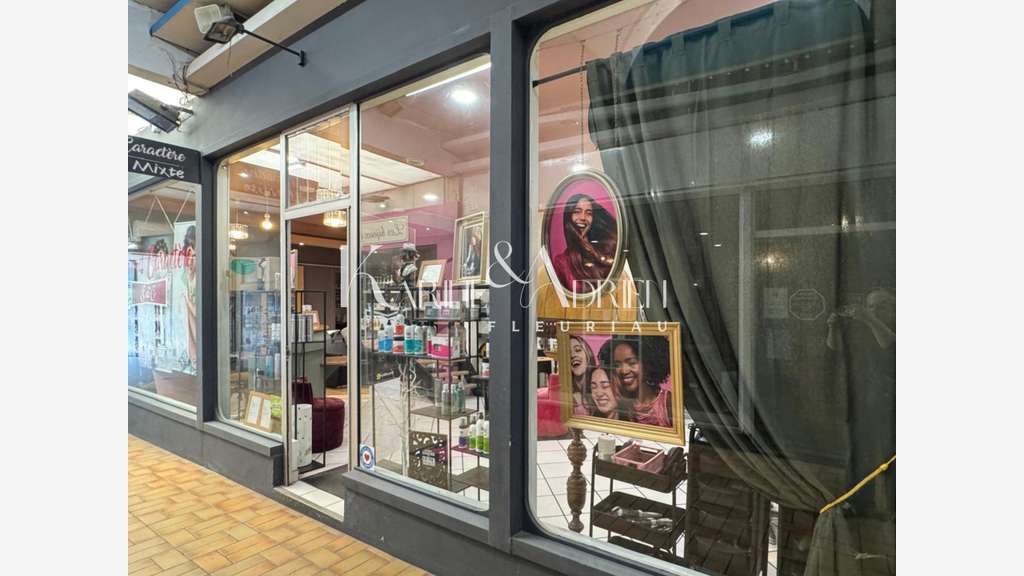 Vente salon de coiffure mixte à Fontenay-le-Comte