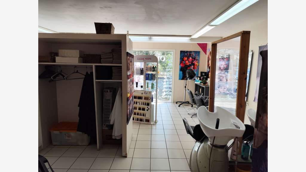 AV salon de coiffure mixte 💇‍♀️✨en Gironde 33
