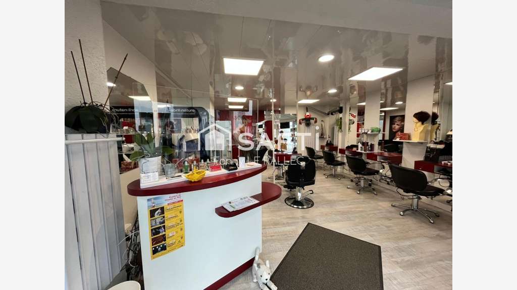 Vente salon de coiffure au centre de Guingamp 