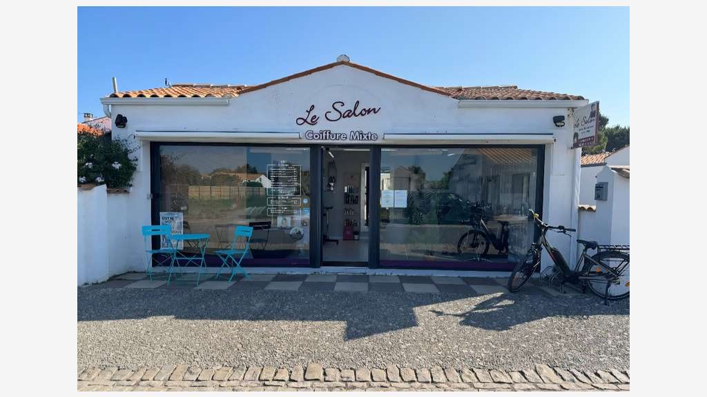 À vendre salon de coiffure à la Brée Les Bains