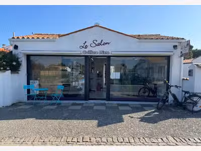 À vendre salon de coiffure à la Brée Les Bains