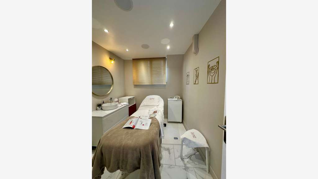Vente institut de beauté La Varenne Saint Hilaire