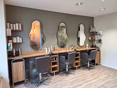 FDC coiffure mixte à vendre le Pertre empl n°1