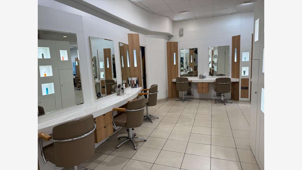Fonds ou Parts franchise  coiffure Nantes Calvaire