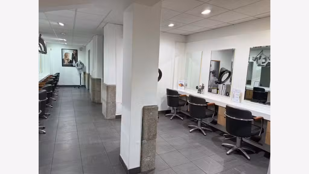 Fonds ou Parts franchise  coiffure Nantes Calvaire