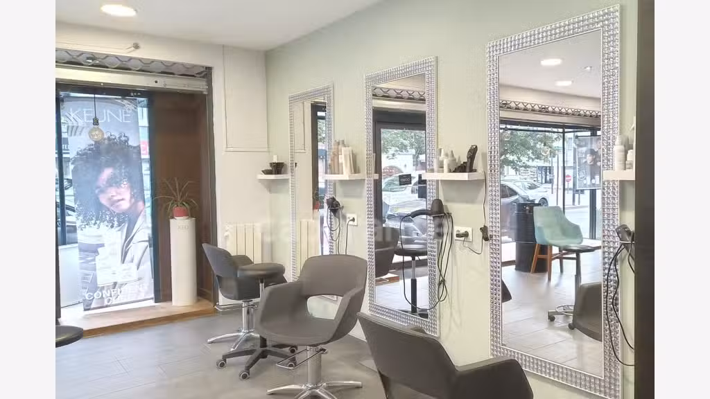 Vente salon de coiffure de 85m² à Perros Guirec