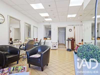 Vente salon de coiffure bel emplacement à Pézenas