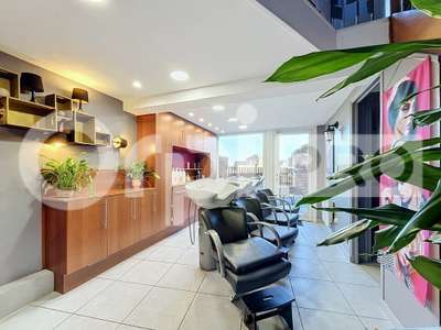 AV salon coiffure empl N°1 Saint-Just-en-Chaussée