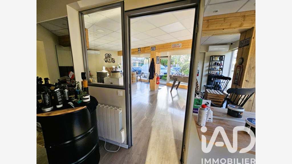 Cède salon de coiffure à Sainte-Geneviève-des-Bois