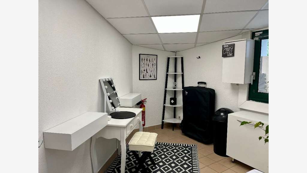 Vente charmant institut de beauté à Valence