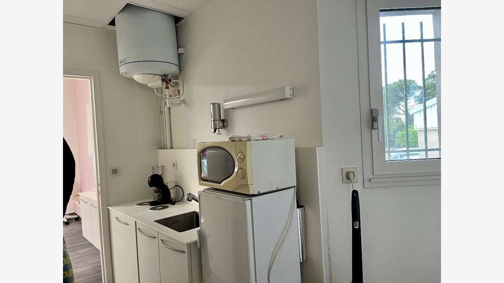 Vente charmant institut de beauté à Valence
