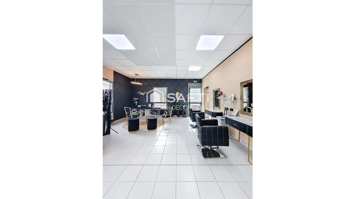 Vente Salon coiffure clé en main à Valros centre