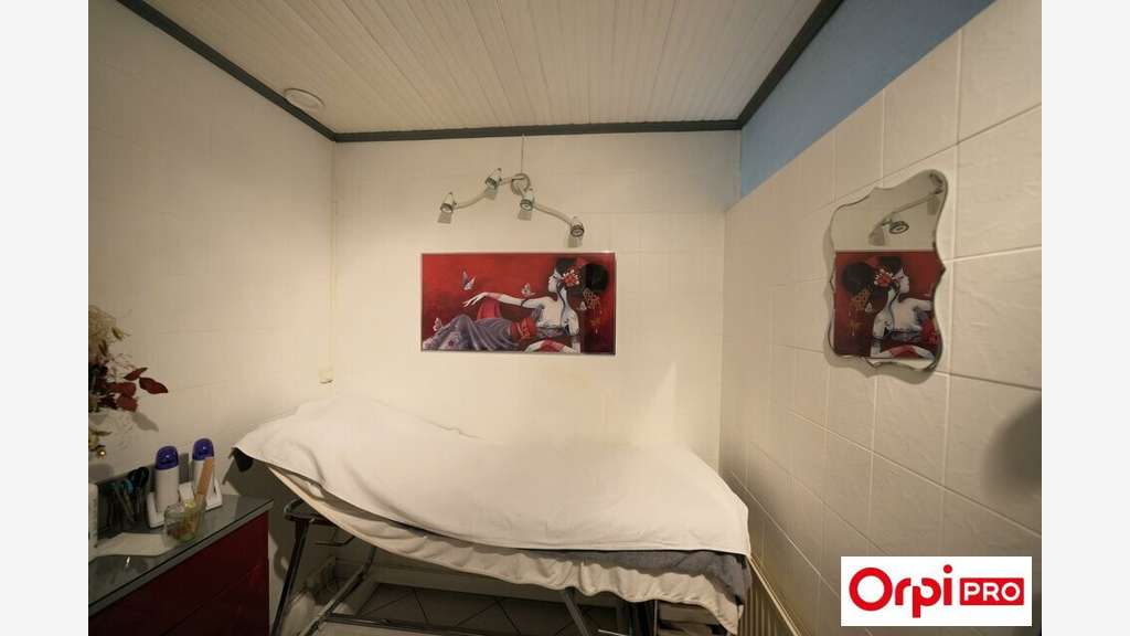 A vendre salon de coiffure à Verrières-le-Buisson
