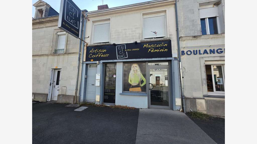 Vente salon de coiffure de 134m² à La Ménitré