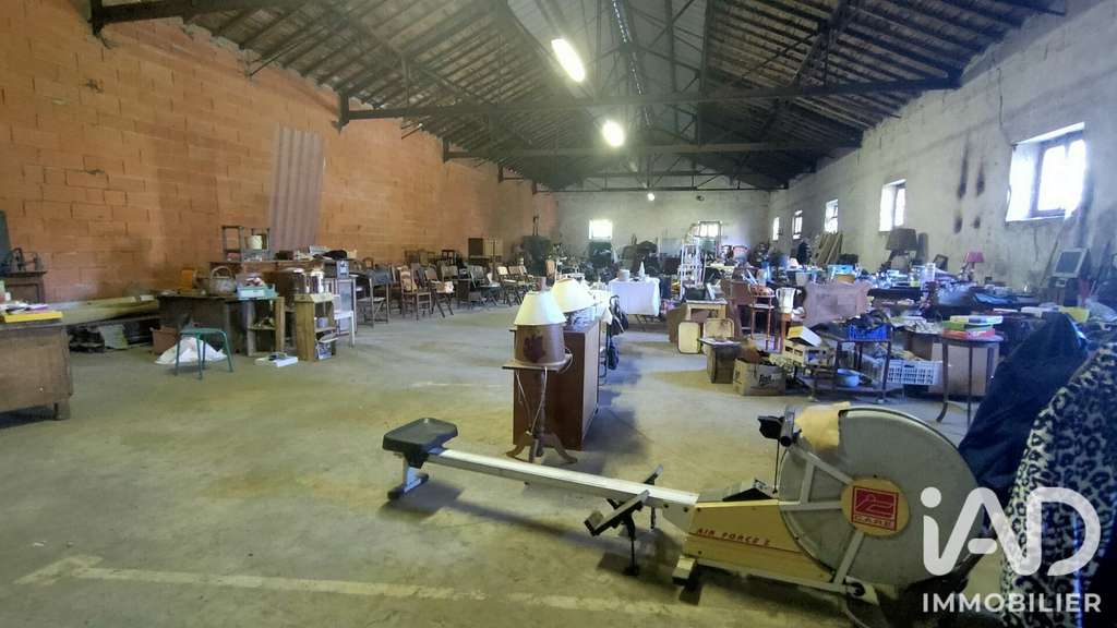 Loft/atelier à Lacabarède