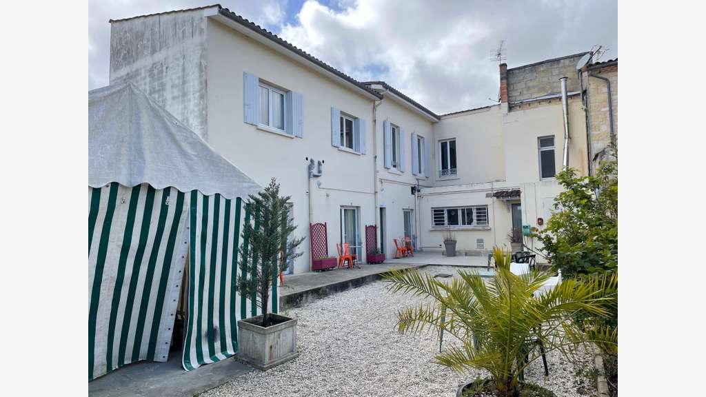 Vente hôtel tabac loto PMU restauration en Médoc 