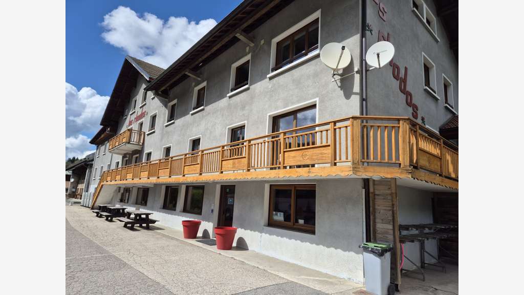 🏞️ À vendre Centre de Vacances en Haute-Savoie 🌲