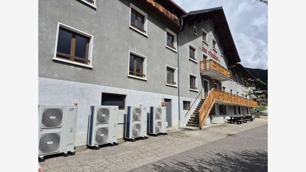 🏞️ À vendre Centre de Vacances en Haute-Savoie 🌲
