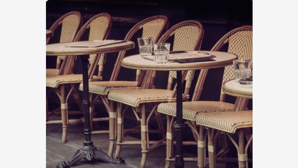 AV bar-brasserie Lic IV à Lorient empl stratégique