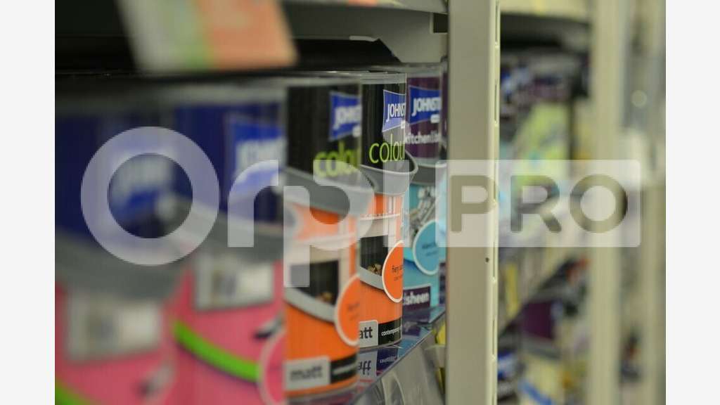 Vente magasin peintures, petit outillage sur Nîmes