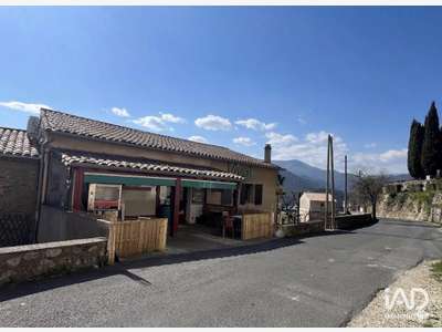 Vente épicerie à Notre-Dame-de-la-Rouvière