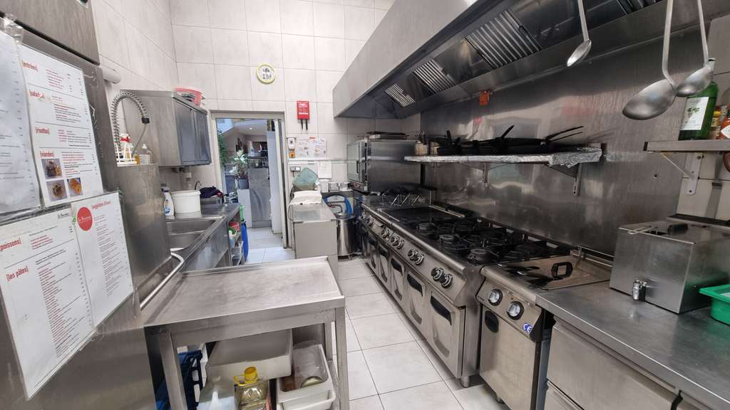 Vente restauration sur place et à emporter à Peron