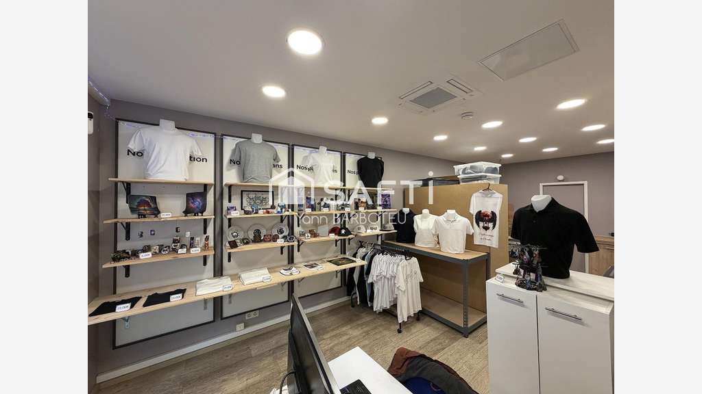 Fonds de commerce 35m² Création de flocages