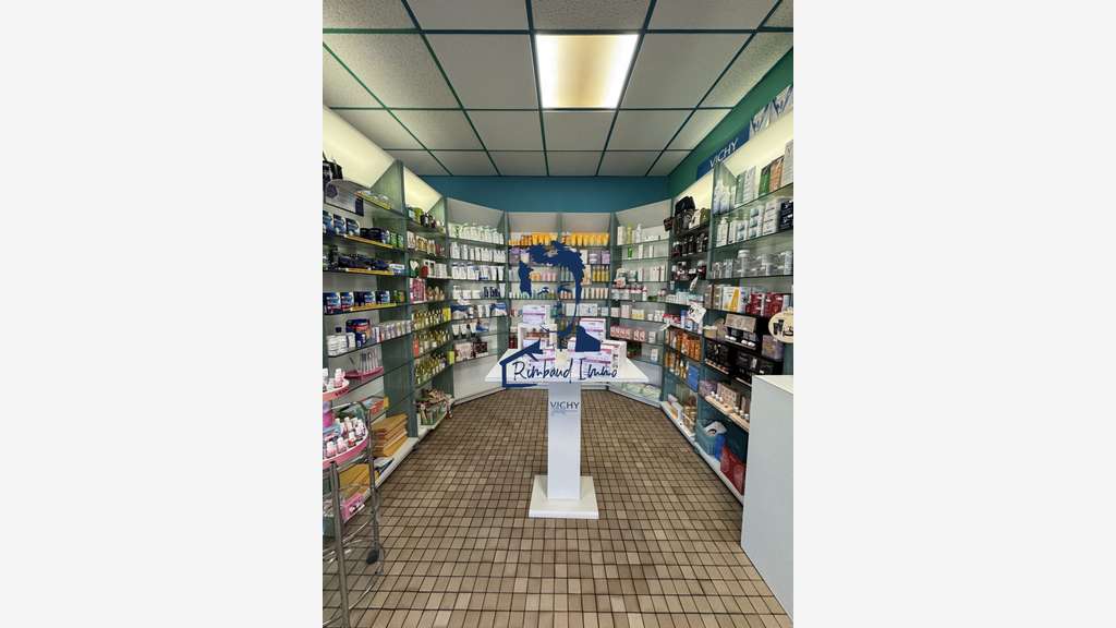 FDC pharmacie à reprendre à Pure