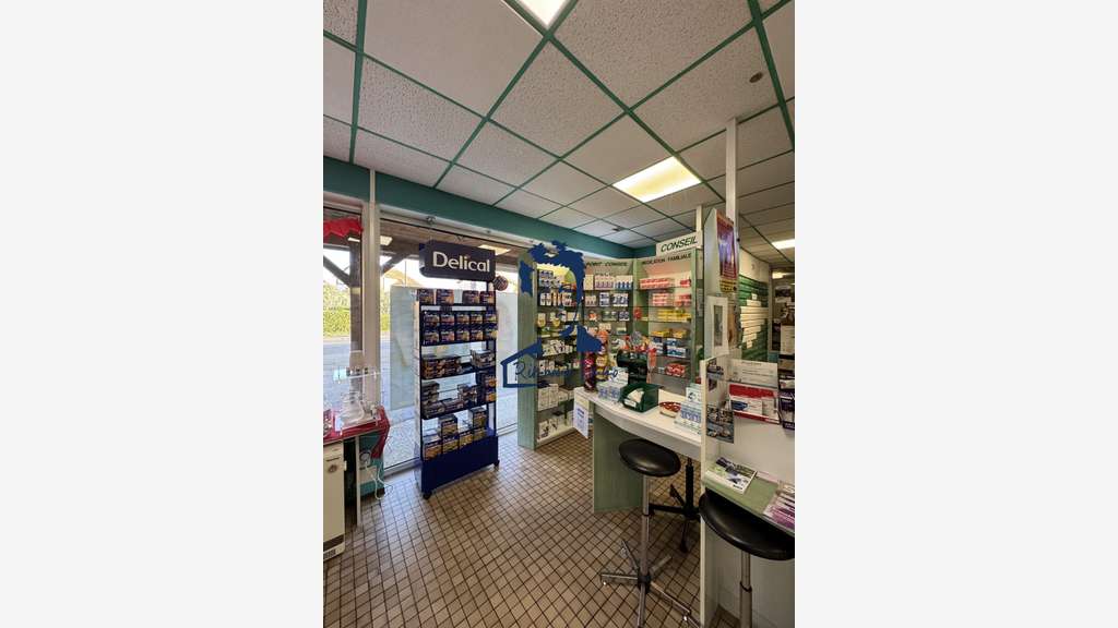 FDC pharmacie à reprendre à Pure