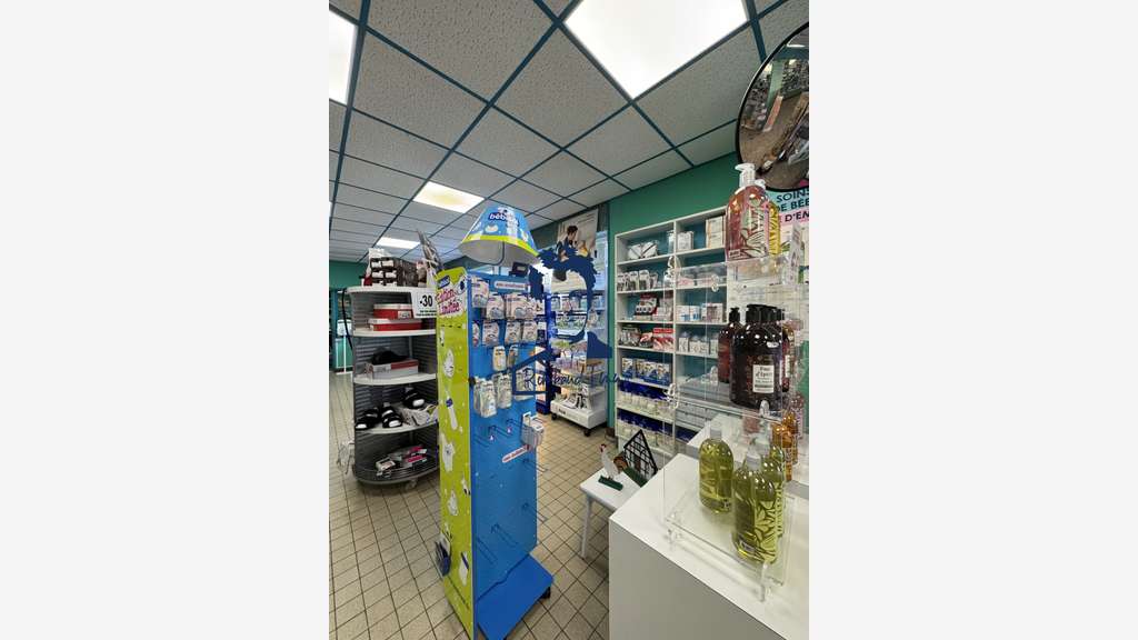 FDC pharmacie à reprendre à Pure