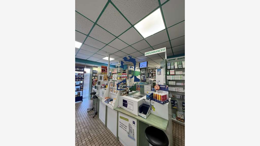 FDC pharmacie à reprendre à Pure