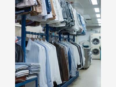 Vente pressing sur axe passant à Metz