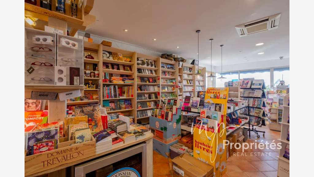 AV FDC tabac librairie à Rayol-Canadel-sur-Mer
