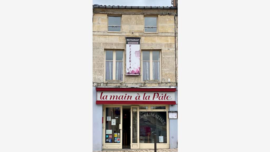 Vend restaurant pizzeria en centre ville Meuse