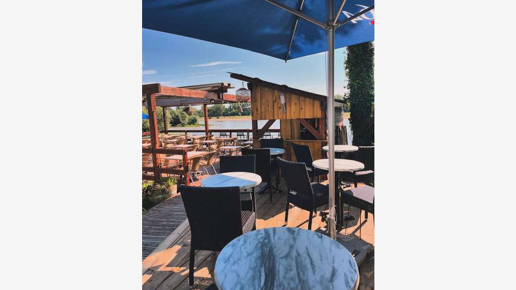 Vente bar restaurant de 275m² au pied de Sancerre