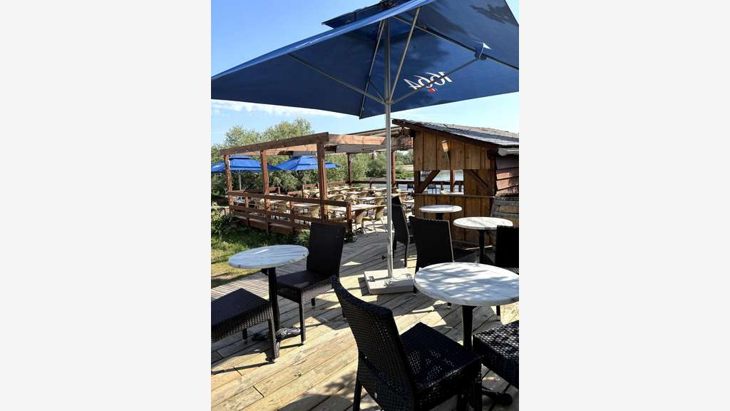 Vente bar restaurant de 275m² au pied de Sancerre
