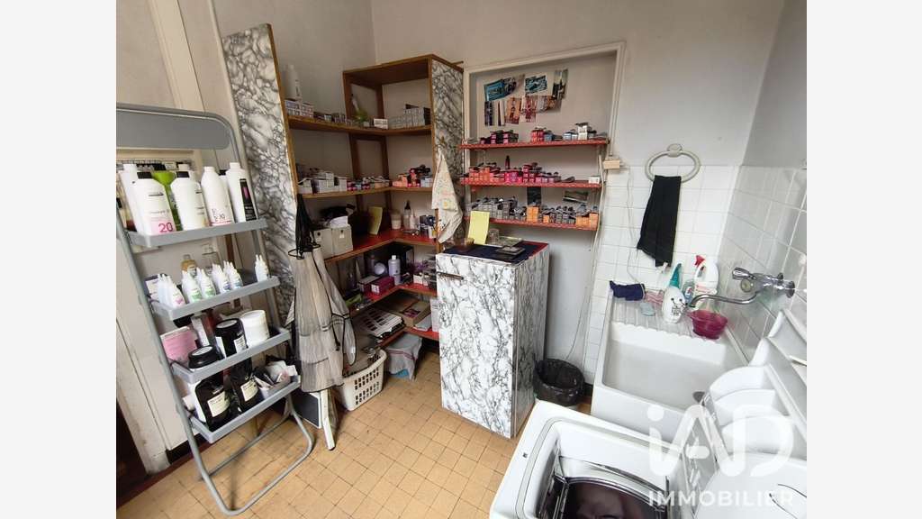 Vente salon de coiffure lumineux à Arnay-le-Duc