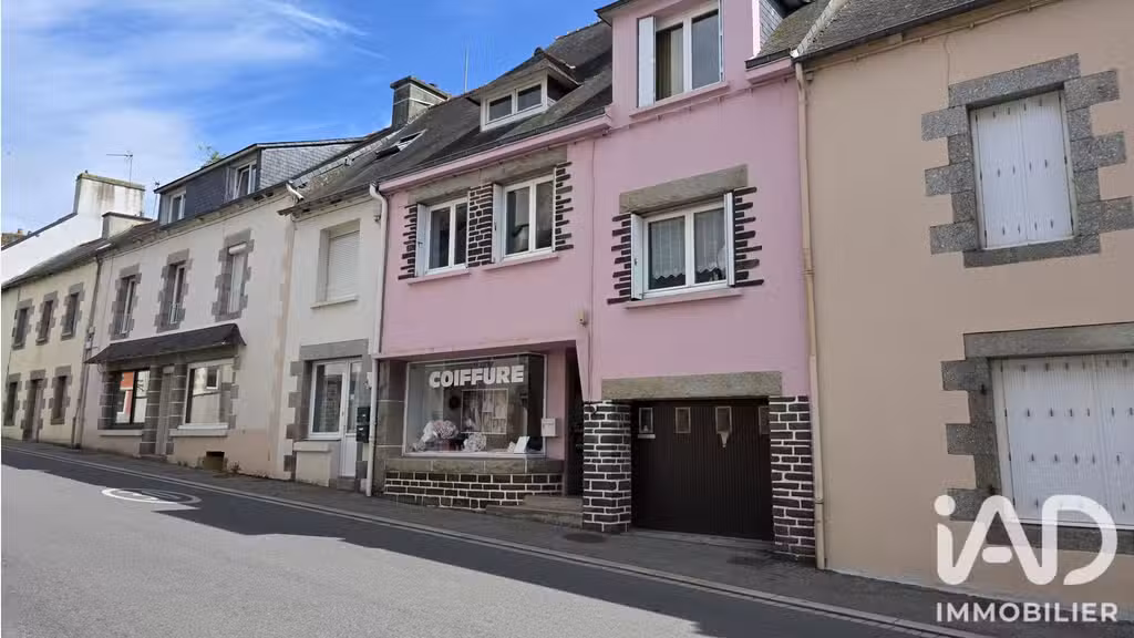 Vente salon de coiffure en centre bourg de Corlay