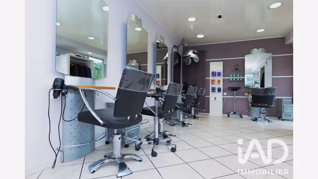 Vente salon de coiffure empl N°1 à Couëron