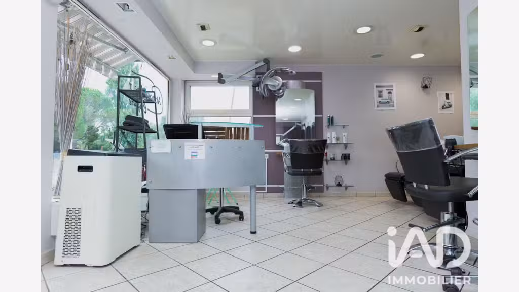Vente salon de coiffure empl N°1 à Couëron