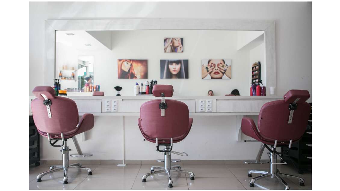 A vendre fonds de salon de coiffure en Bretagne