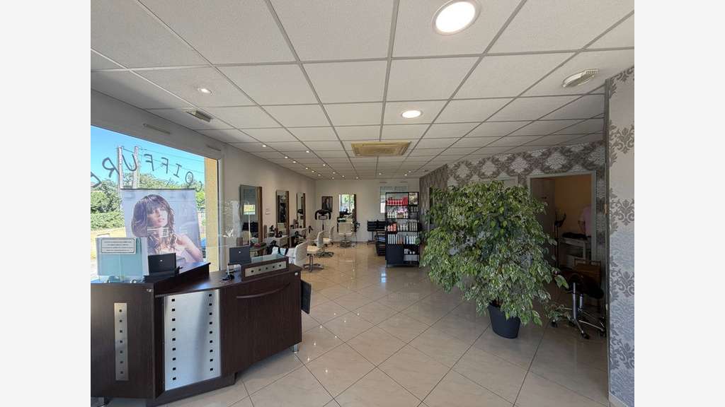 FDC salon de coiffure mixte à vendre à Tarbes 