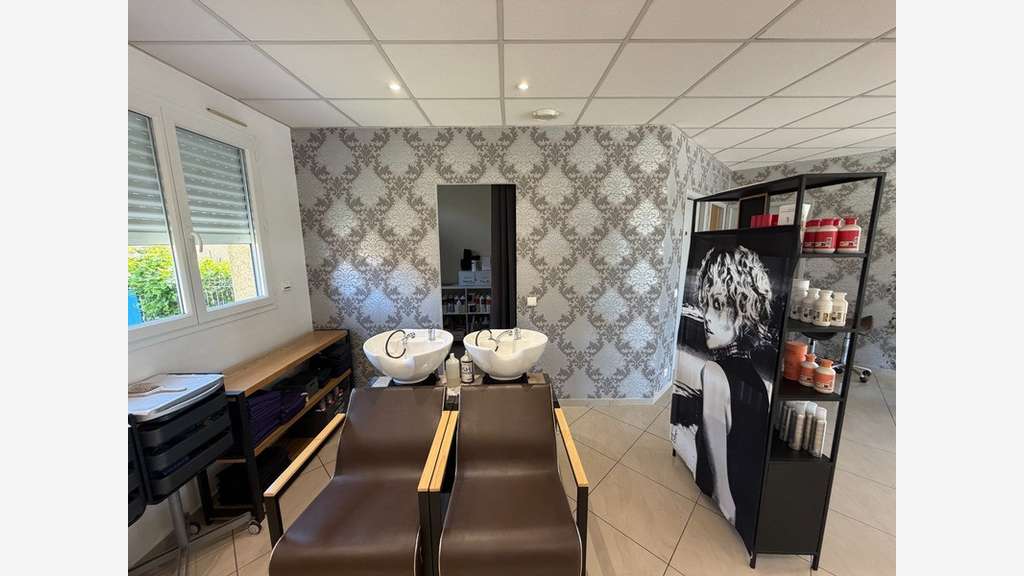 FDC salon de coiffure mixte à vendre à Tarbes 