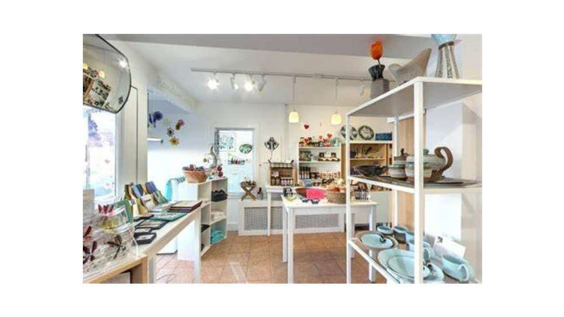 Fonds de commerce souvenirs à vendre à Nice (06)