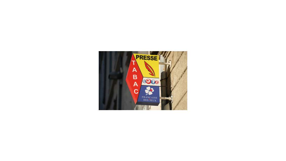 Vente FDC tabac presse jeux et divers à Annecy