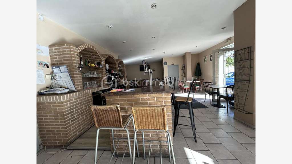 Vente FDC bar FDJ Presse belle visibilité à Denain