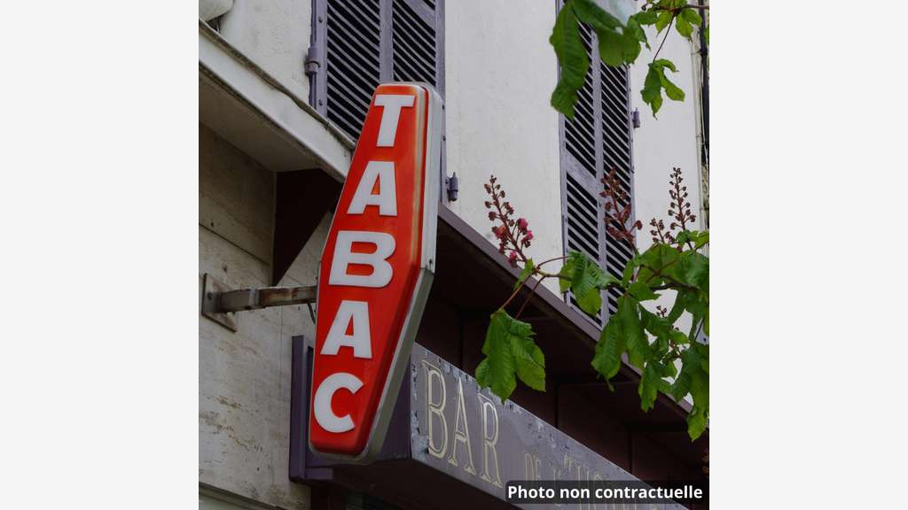 Vente FDC Tabac sec centre ville Jura 125 kE d'EBE