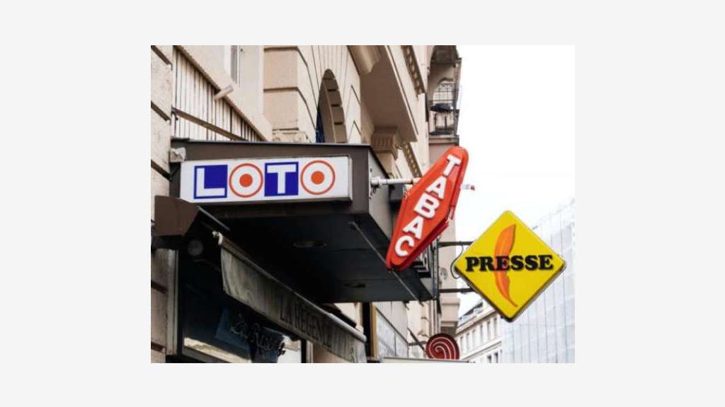 AV FDC tabac FDJ presse épicerie en péri du Havre