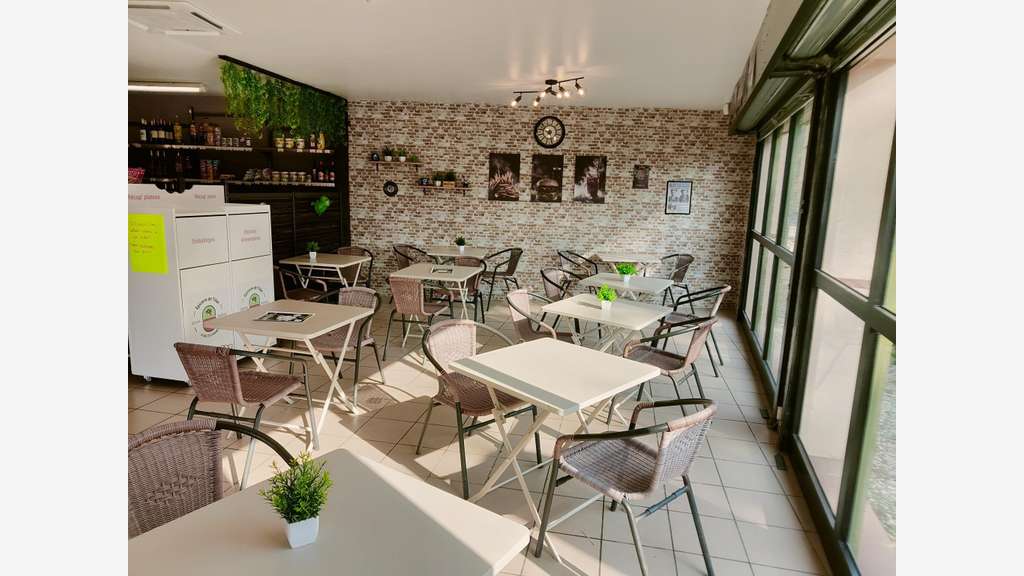 Vente épicerie multiservices à proximité à Tillac